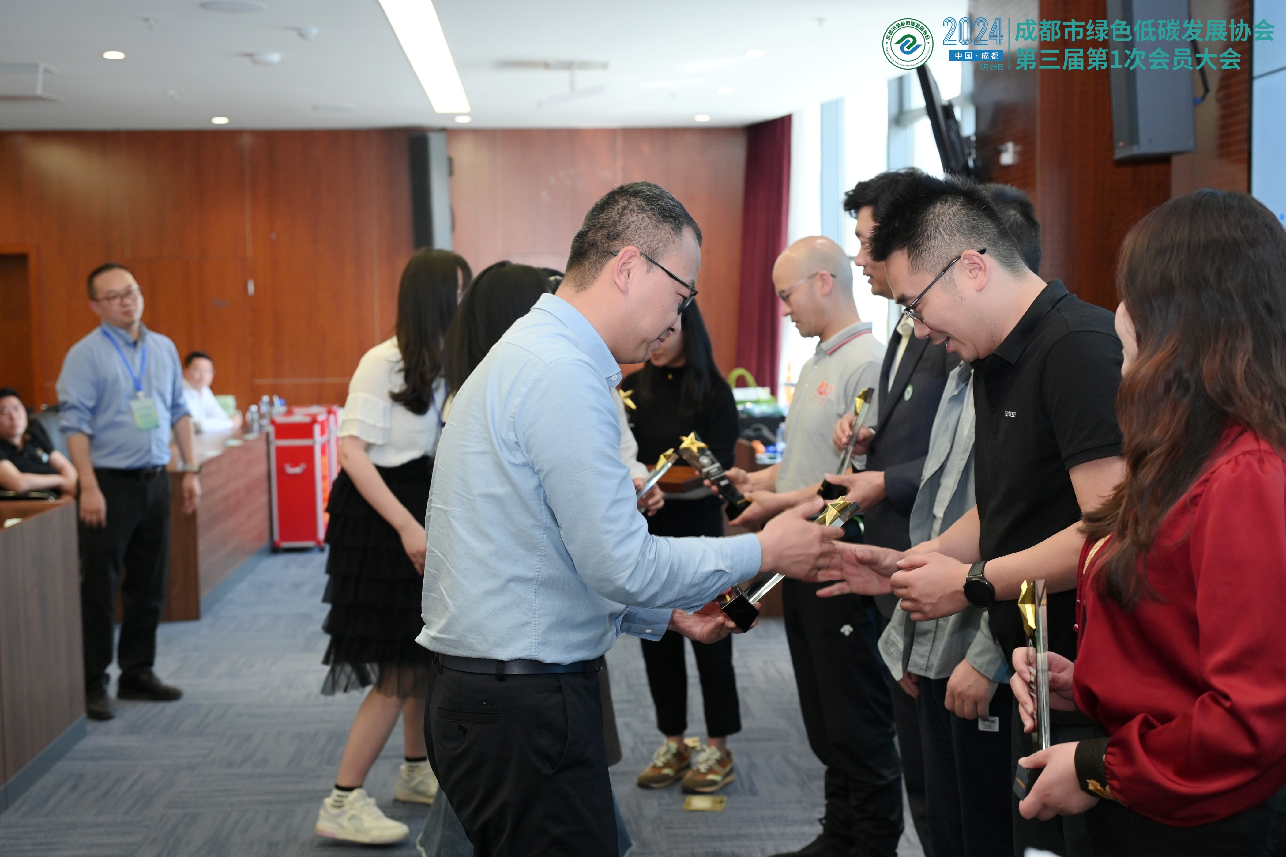 低碳引領(lǐng)！云卬科技【青羊區(qū)人民政府近零碳排放示范區(qū)項目】榮獲2023年綠色低碳典型案例
